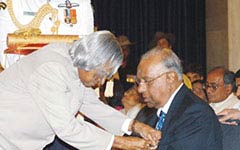 A Sivasailam | TAFE Former Chairman Awarded by Dr. APJ Abdul Kalam